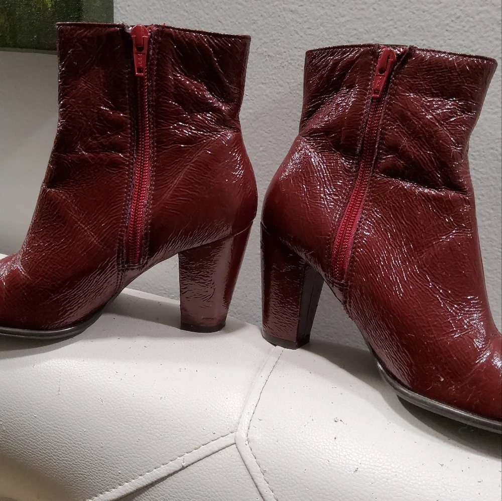 JJ Jeune & Jolie Patent Leather Booties Size 36/5,5